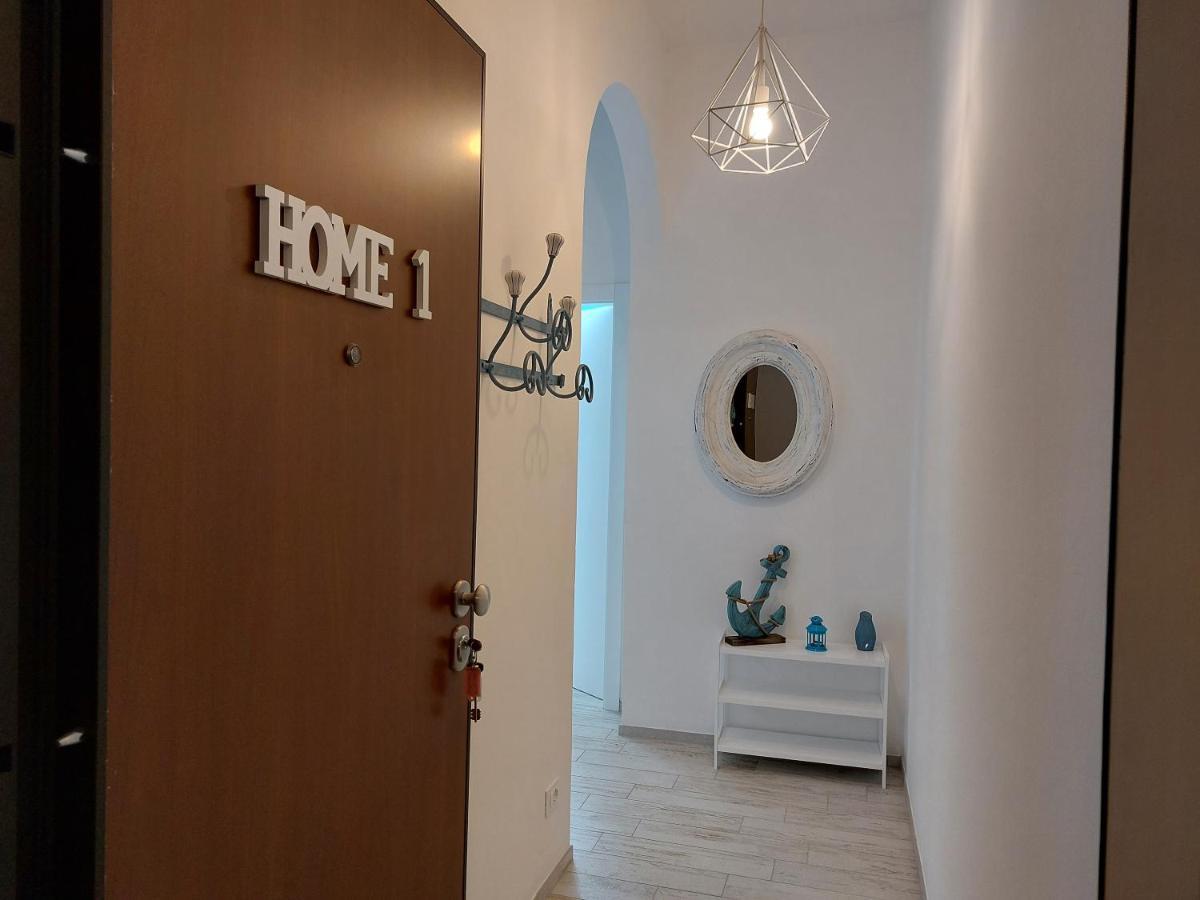 Una Finestra Sul Mare Home 1 Bergeggi Exterior photo