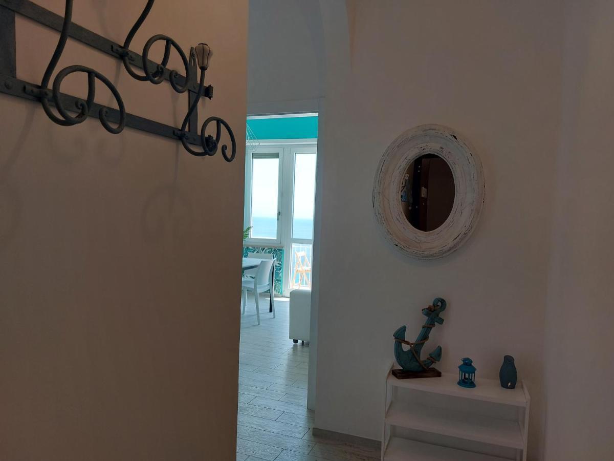 Una Finestra Sul Mare Home 1 Bergeggi Exterior photo